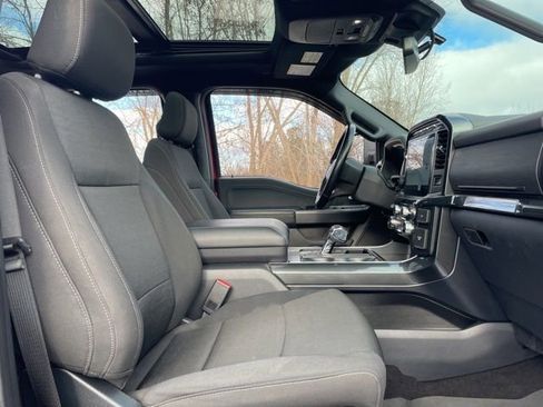 Used 2022 Ford F150 XLT w/ Equipment Group 302A High image 11