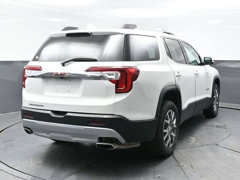 Used 2023 GMC Acadia SLT FWD image 4