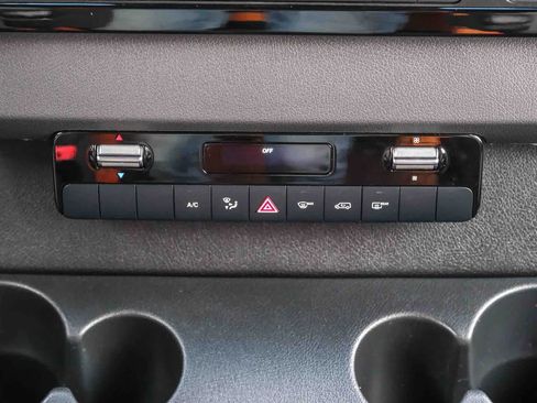 Used 2023 Mercedes-Benz Sprinter 2500 image 15