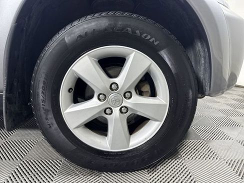 Used 2005 Toyota RAV4 4WD image 10