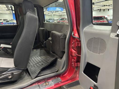 Used 2009 Ford Ranger image 12