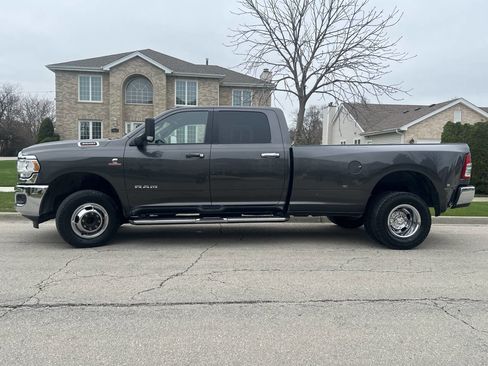 Used 2022 RAM 3500 Lone Star w/ Protection Group AWD/4WD image 9