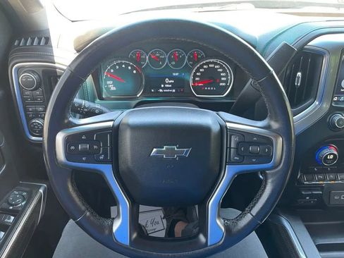 Used 2021 Chevrolet Silverado 1500 LT Trail Boss w/ Convenience Package II AWD/4WD image 22