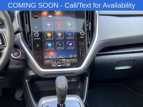 Used 2024 Subaru Crosstrek 2.0i Premium AWD/4WD image 9