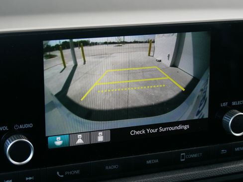 Used 2023 Honda CR-V Sport image 17