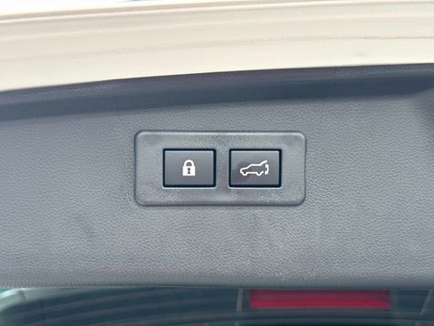 Used 2024 Subaru Outback Wilderness image 13