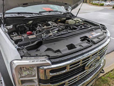 New 2024 Ford F550 4x4 Regular Cab Super Duty image 33