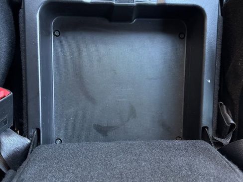 Used 2018 RAM 2500 Laramie w/ Cold Weather Group image 31