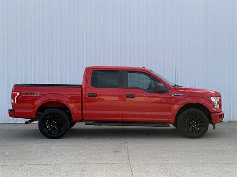 Used 2017 Ford F150 XL w/ Equipment Group 101A Mid image 3