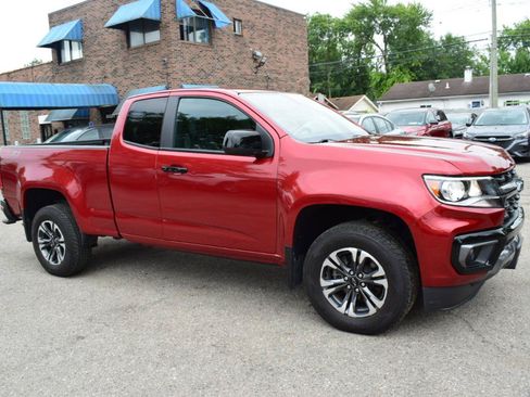 Used 2021 Chevrolet Colorado Z71 AWD/4WD image 6