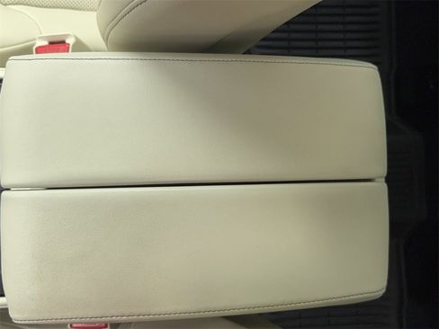 Used 2022 Lexus GX 460 Premium image 32