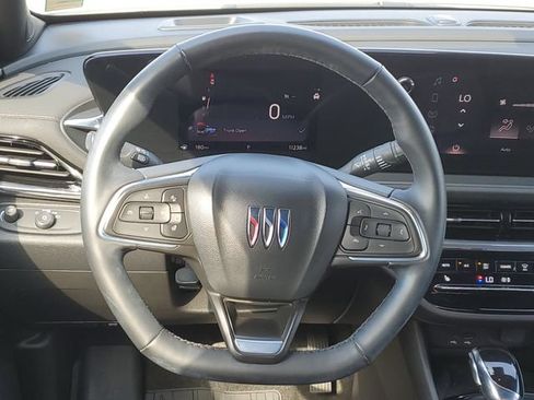 Certified 2024 Buick Envista Avenir FWD image 26