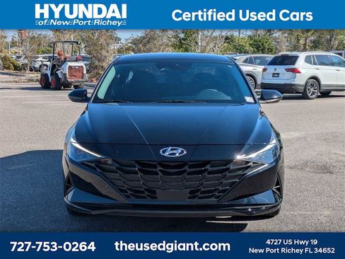 Certified 2023 Hyundai Elantra SEL w/ Convenience Package image 8