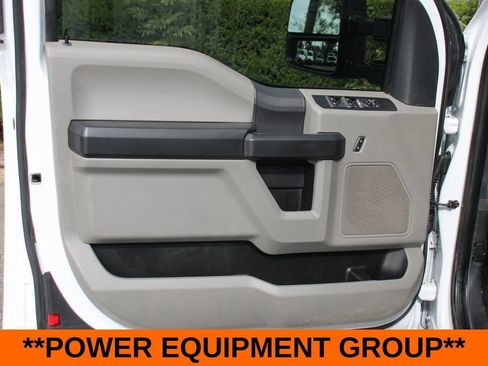 Used 2022 Ford F250 XL w/ Power Equipment Group RWD image 15