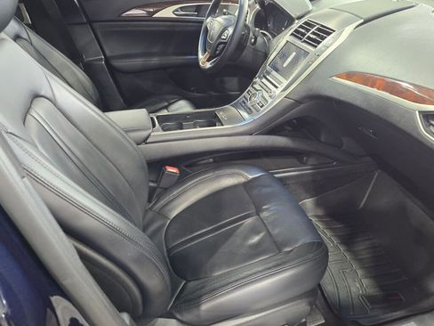Used 2017 Lincoln MKZ Reserve image 7