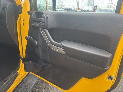 Used 2015 Jeep Wrangler Sport w/ Connectivity Group image 10