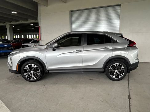 Used 2022 Mitsubishi Eclipse Cross SE FWD image 2