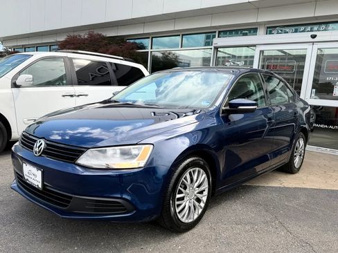 Used 2014 Volkswagen Jetta SE FWD image 3