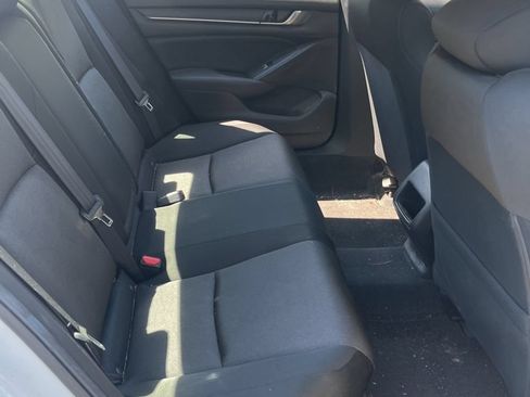 Used 2018 Honda Accord Hybrid image 9
