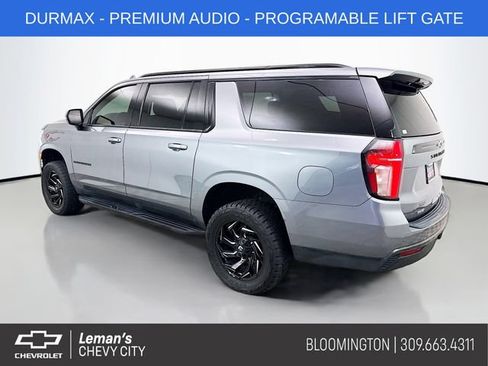 Used 2021 Chevrolet Suburban RST AWD/4WD image 5