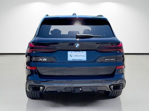 New 2026 BMW X5 xDrive40i w/ M Sport Package AWD/4WD image 4