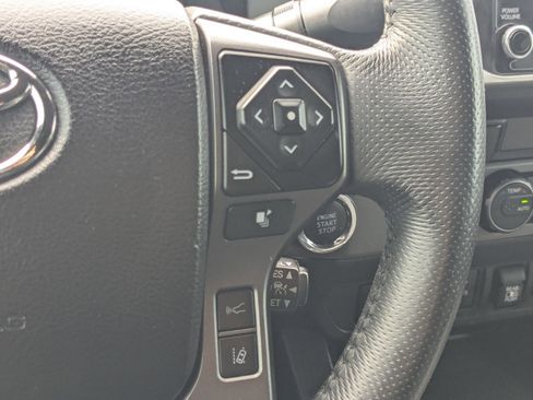 Used 2021 Toyota Tacoma TRD Sport w/ Technology Package RWD image 20
