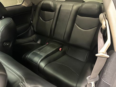 Used 2011 INFINITI G37 Sport image 23