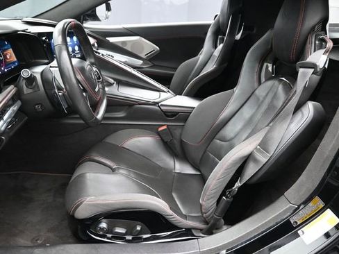 Used 2020 Chevrolet Corvette Stingray Premium Cpe w/ 3LT Preferred Equipment Group image 18