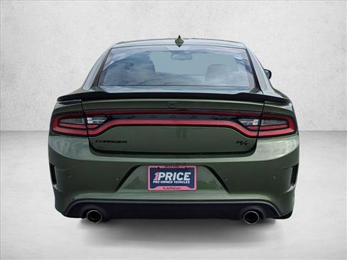 Used 2022 Dodge Charger R/T RWD image 6