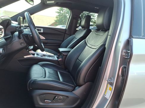 Used 2020 Ford Explorer ST w/ ST Street Pack AWD/4WD image 12