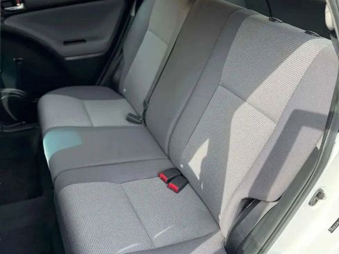 Used 2006 Toyota Matrix XR image 15