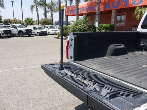 Used 2012 Ford F350 XLT w/ XLT Interior Pkg image 9