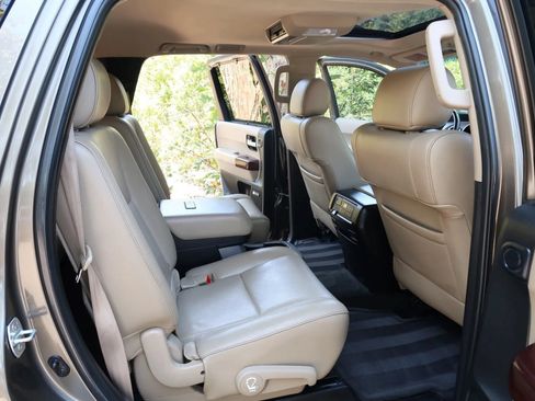 Used 2012 Toyota Sequoia Platinum AWD/4WD image 35