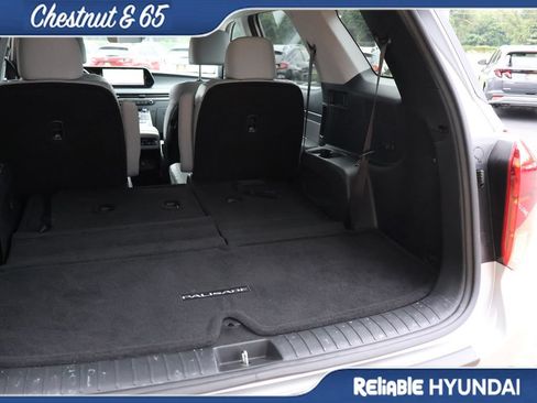 Certified 2025 Hyundai Palisade SEL FWD image 18