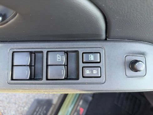 Used 2025 Nissan Frontier PRO-4X AWD/4WD image 17