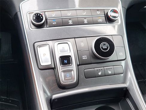 Used 2021 Hyundai Santa Fe SEL image 19