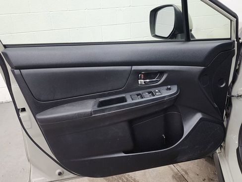 Used 2014 Subaru Crosstrek 2.0i Limited w/ Popular Package #2 image 9