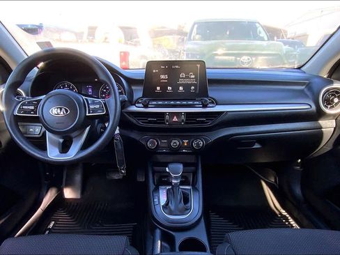 Used 2020 Kia Forte LXS image 13
