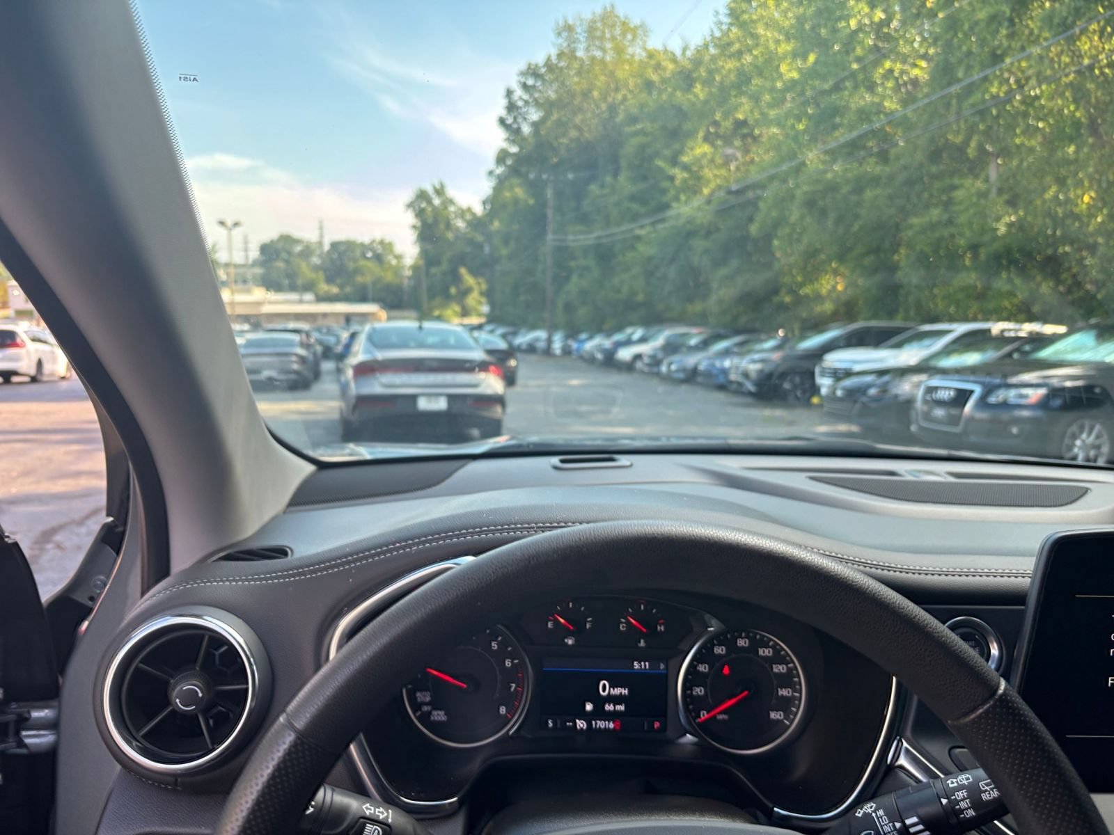 Used 2026 Chevrolet Blazer LT FWD image 29
