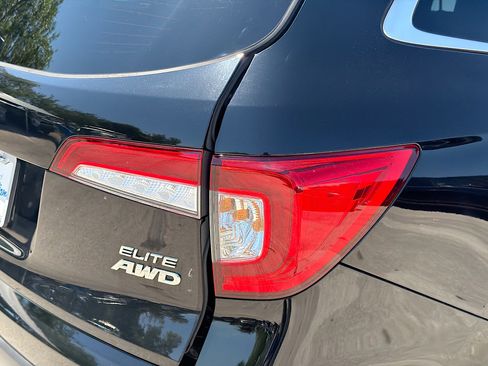 Certified 2022 Honda Pilot Elite image 28