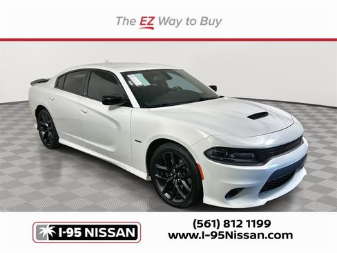Used 2019 Dodge Charger R/T w/ Blacktop Package image 1