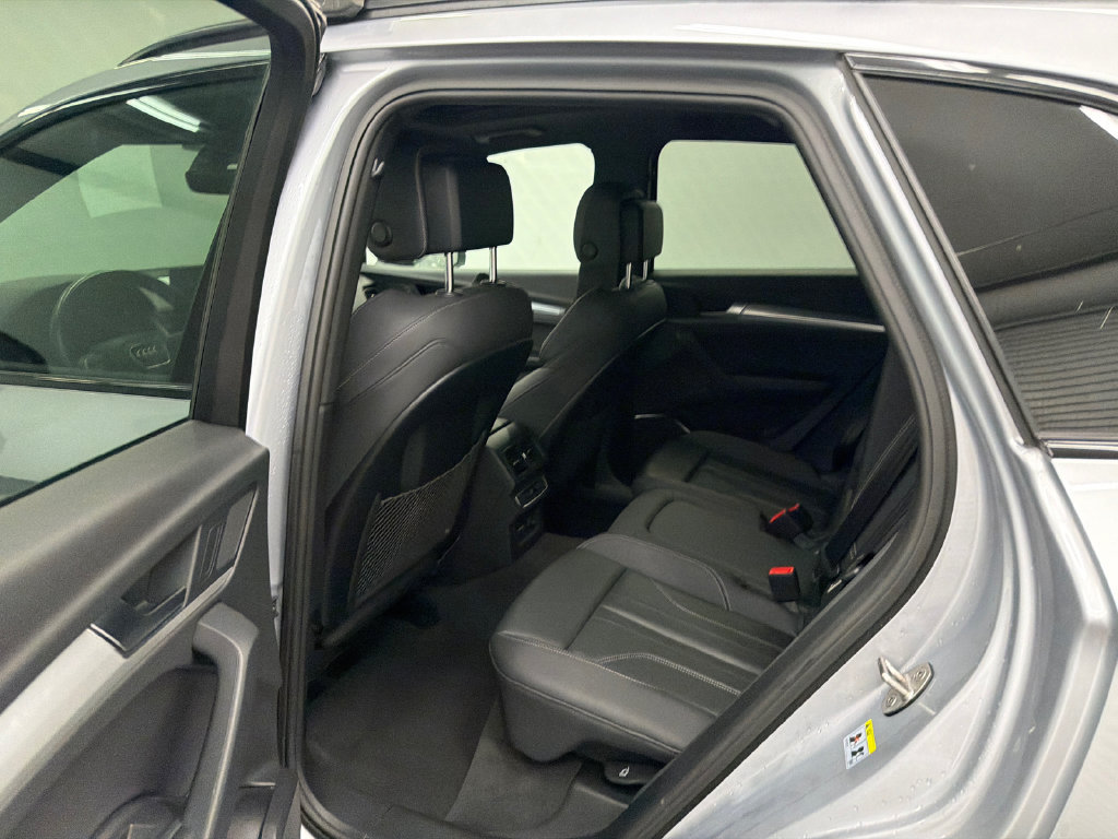 Used 2025 Audi Q5 2.0T Premium AWD/4WD image 23