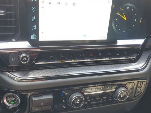 Certified 2024 Chevrolet Silverado 1500 ZR2 image 33