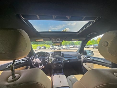 Used 2017 Mercedes-Benz GLS 450 4MATIC image 13