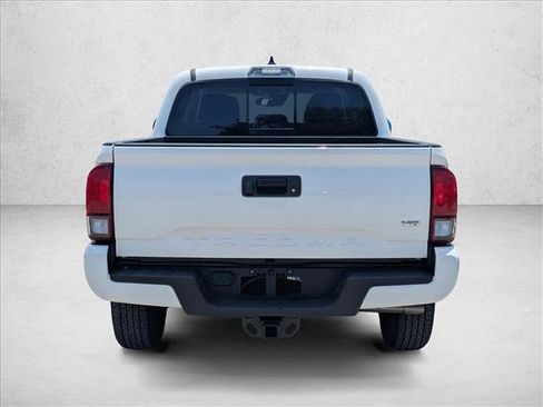 Used 2023 Toyota Tacoma SR5 w/ Technology Package RWD image 6