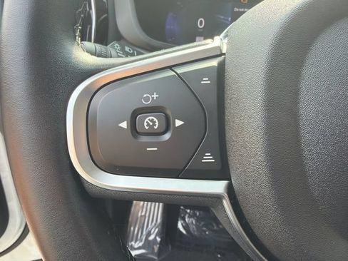 Used 2024 Volvo XC60 B5 Core AWD/4WD image 29