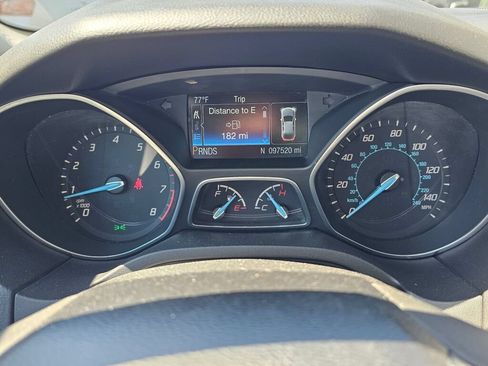 Used 2012 Ford Focus Titanium w/ Luxury Pkg FWD image 23