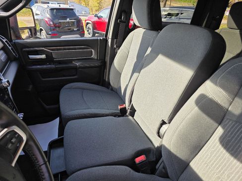 Used 2024 RAM 2500 Big Horn w/ Night Edition image 18