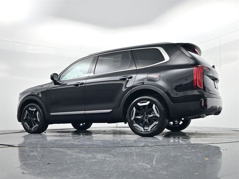 New 2025 Kia Telluride S image 42
