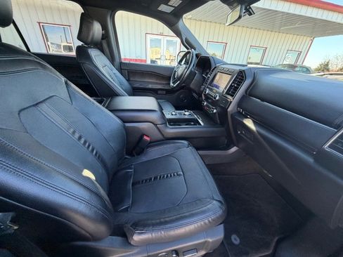 Used 2020 Ford Expedition Limited w/ Equipment Group 301A image 12